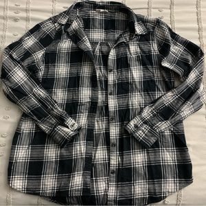 Medium Black and White Long Sleeve Flannel from Target